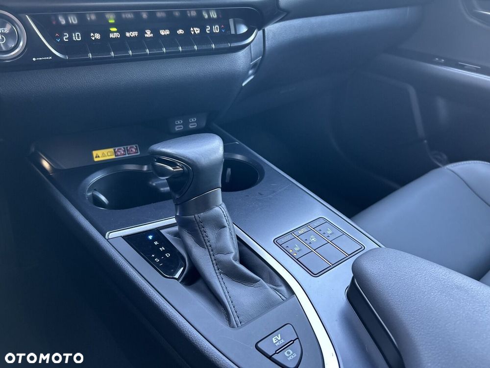 Lexus UX 250h GPF F Sport Design 2WD - 21