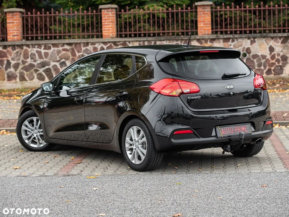 Kia Ceed 1.6 GDI Business Line - 10