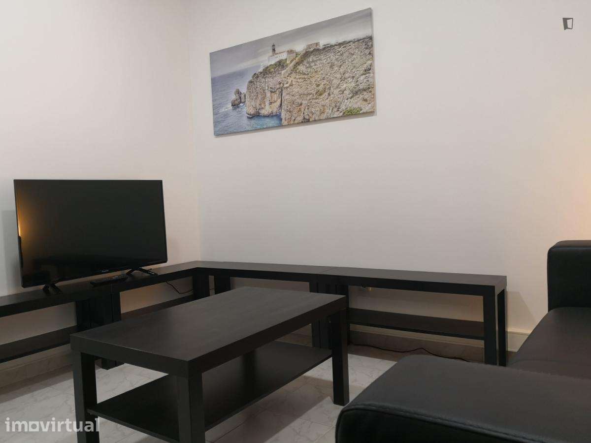 Quarto - localizado em Carcavelos Lisbon - Grande imagem: 5/15
