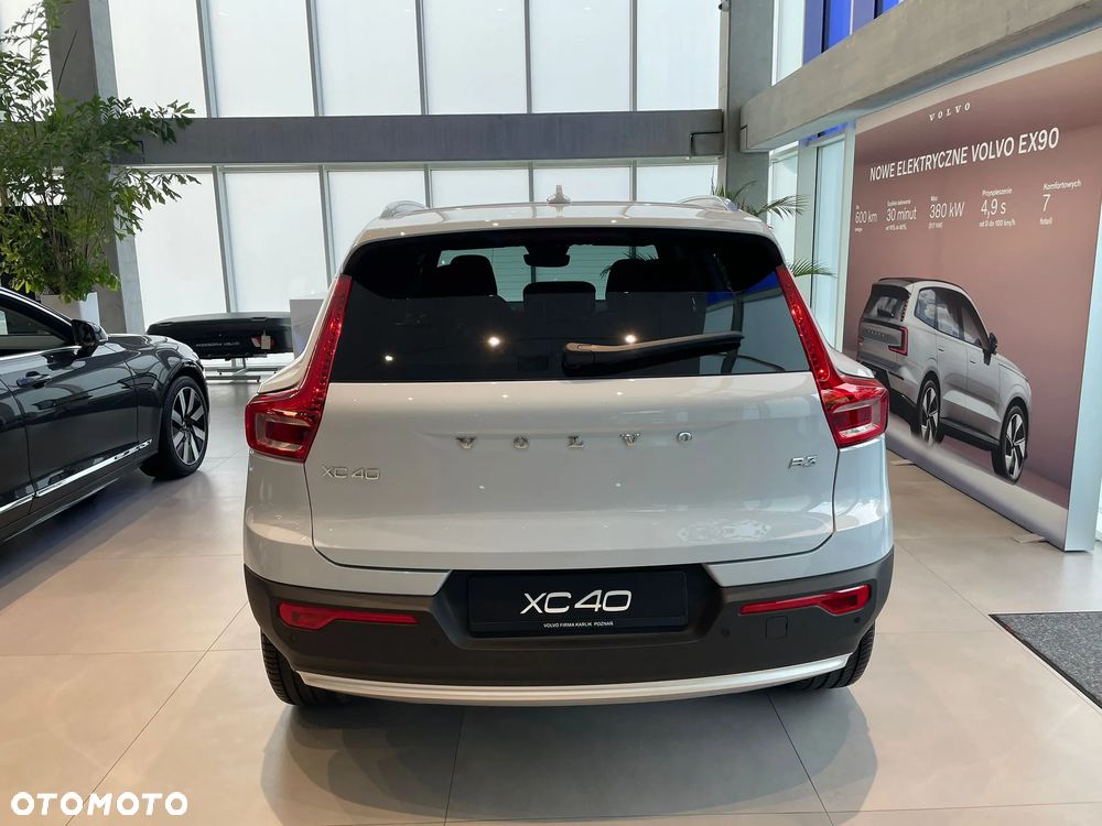 Volvo XC 40 B3 Core - 4