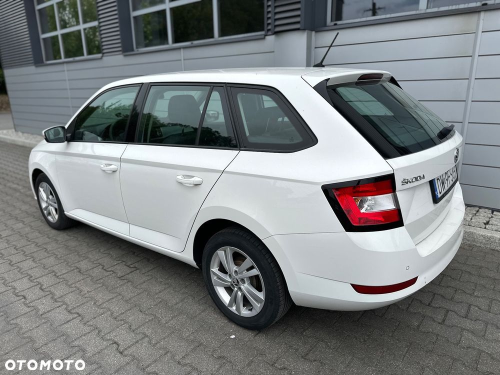 Skoda Fabia 1.0 TSI Active - 4