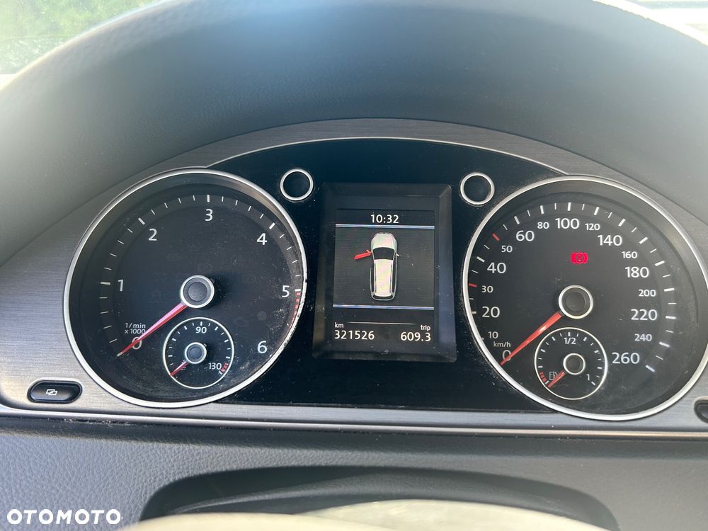 Volkswagen Passat 2.0 TDI BlueMotion Technology Trendline - 6