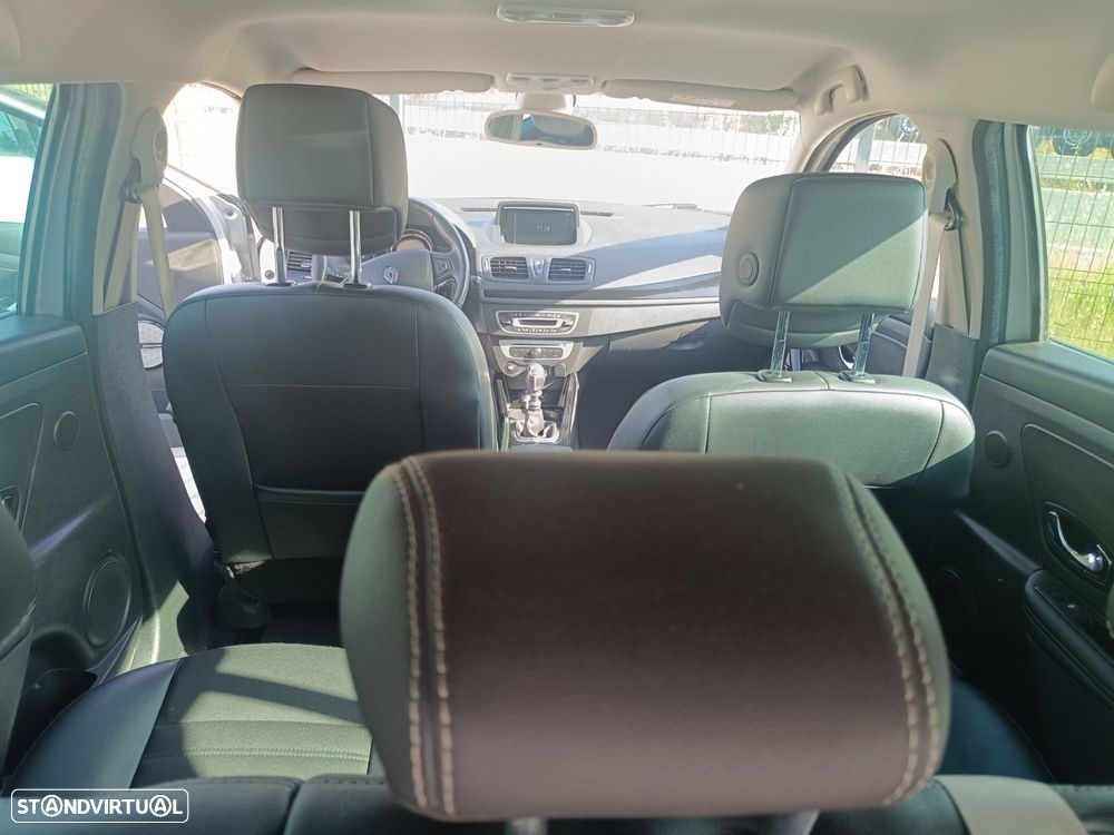 Renault Mégane 1.6 dCi Bose Edition - 11