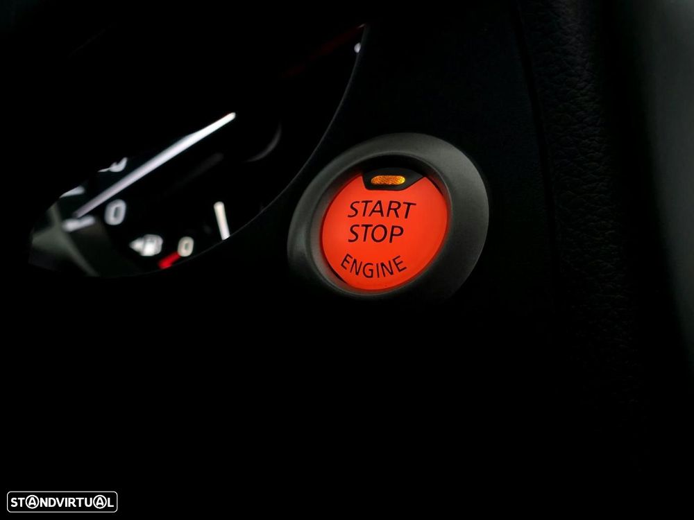 Nissan Navara 2.3 DCI 4WD N-CONNECTA NACIONAL 5 LUGARES - 26