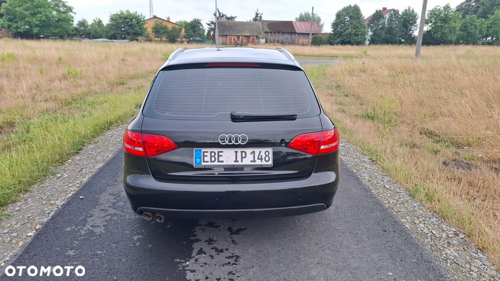 Audi A4 Avant 2.0 TDI DPF Ambiente - 10