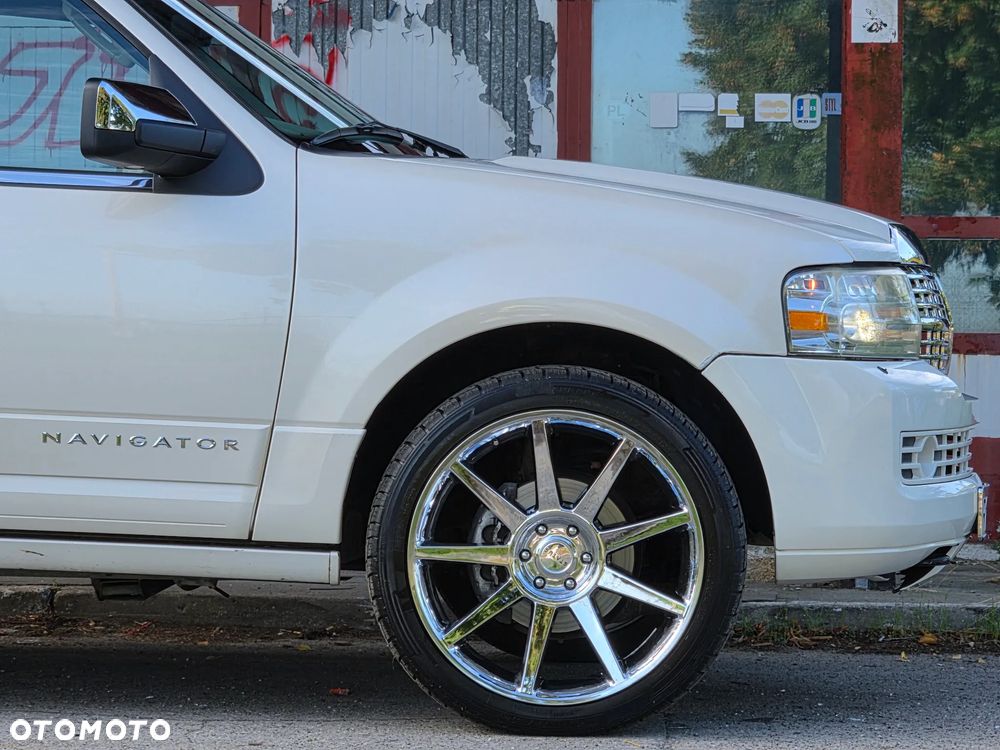 Lincoln Navigator 5.4 4WD Luxury - 12