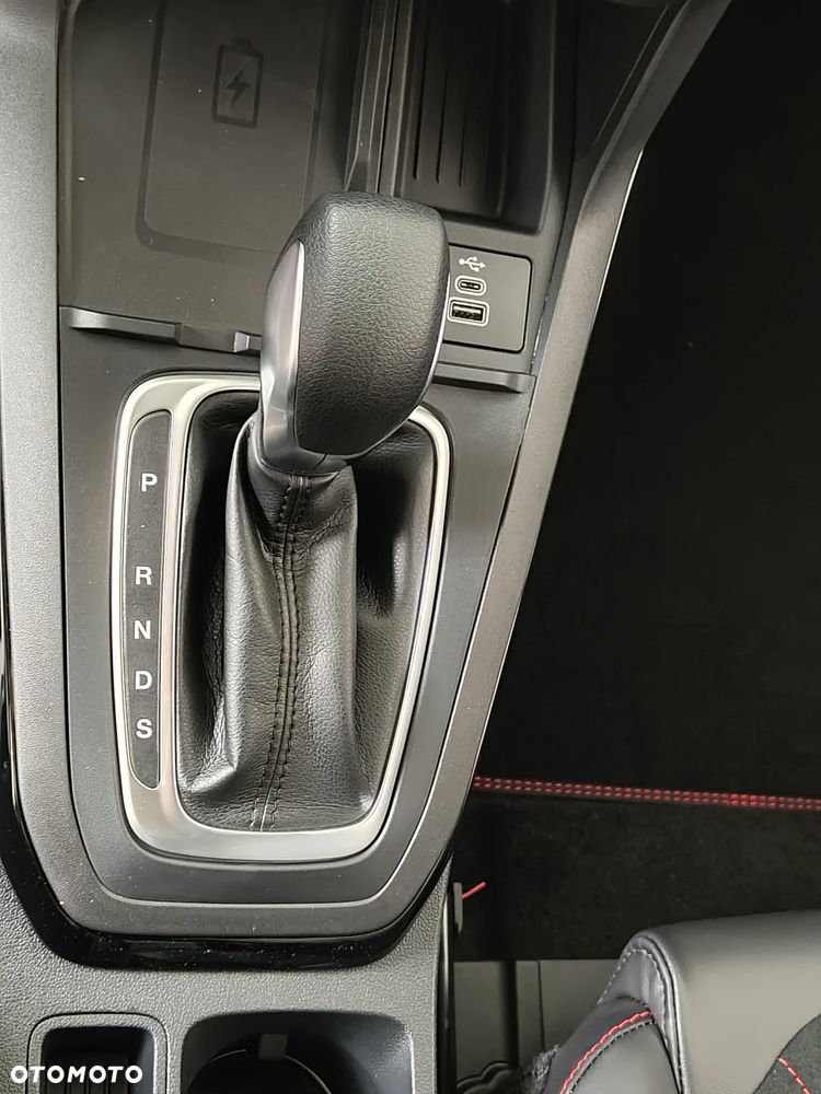 Ford Puma 1.0 EcoBoost mHEV ST-Line X PowerShift - 10