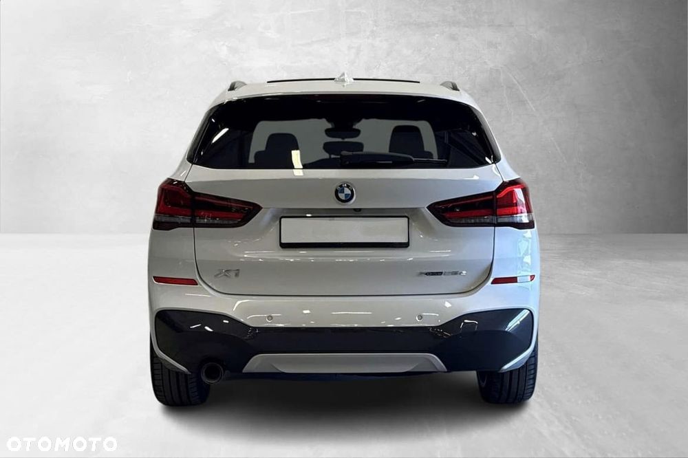 BMW X1 2021 photo 3