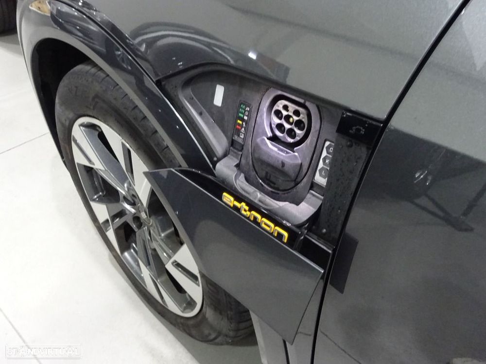 Audi e-tron 55 quattro S line - 39