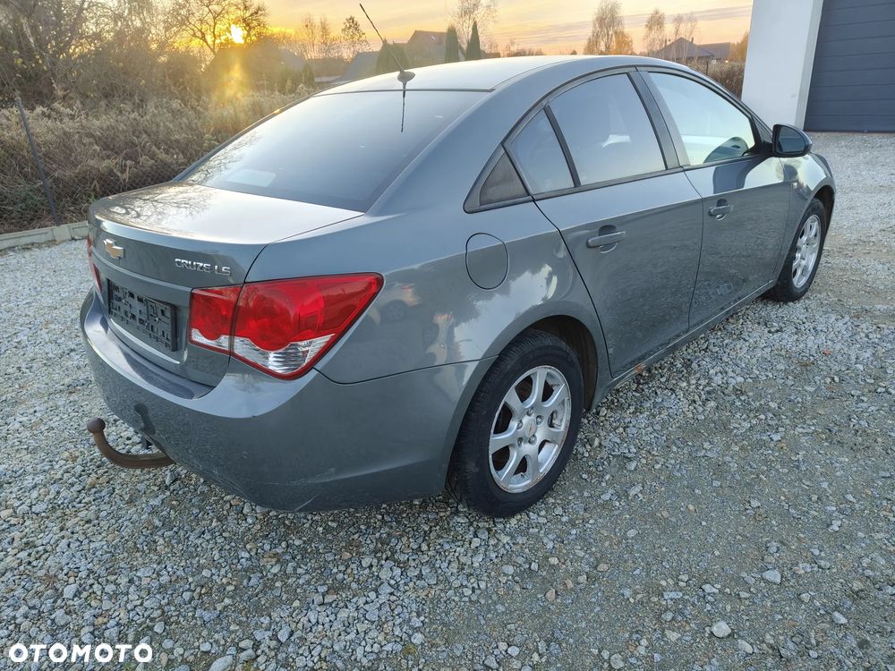 Chevrolet Cruze - 6