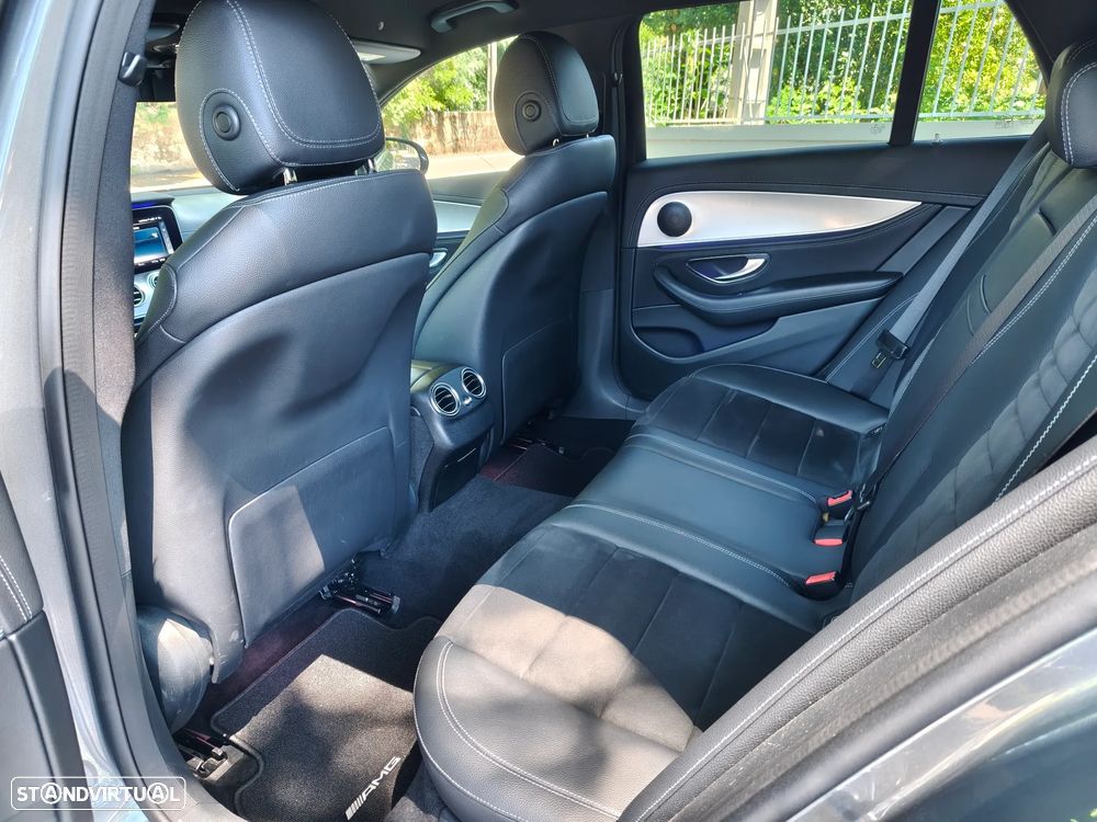 Mercedes-Benz E 220 d AMG - 10