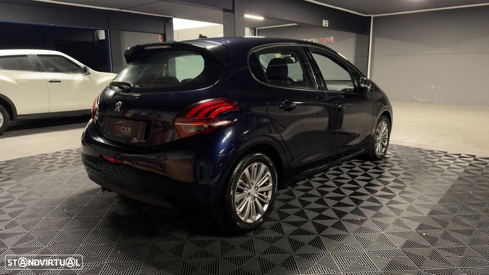 Peugeot 208 1.5 BlueHDi Allure - 5