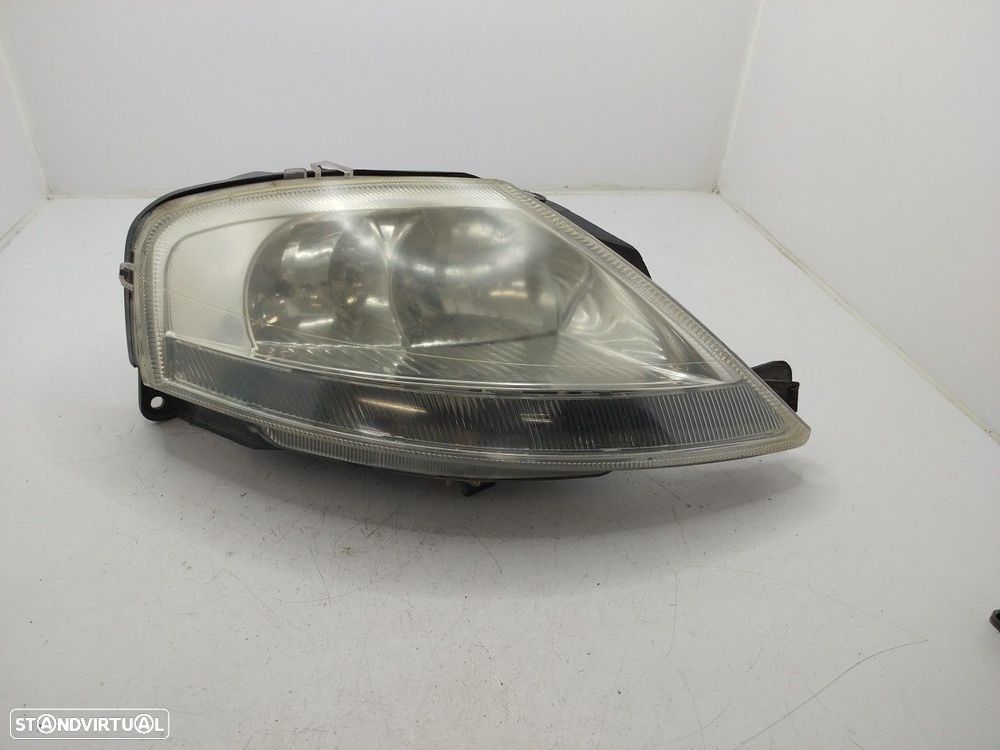 Farol/ Otica Dianteiro Dto Citroën C3 I (Fc_) - 1