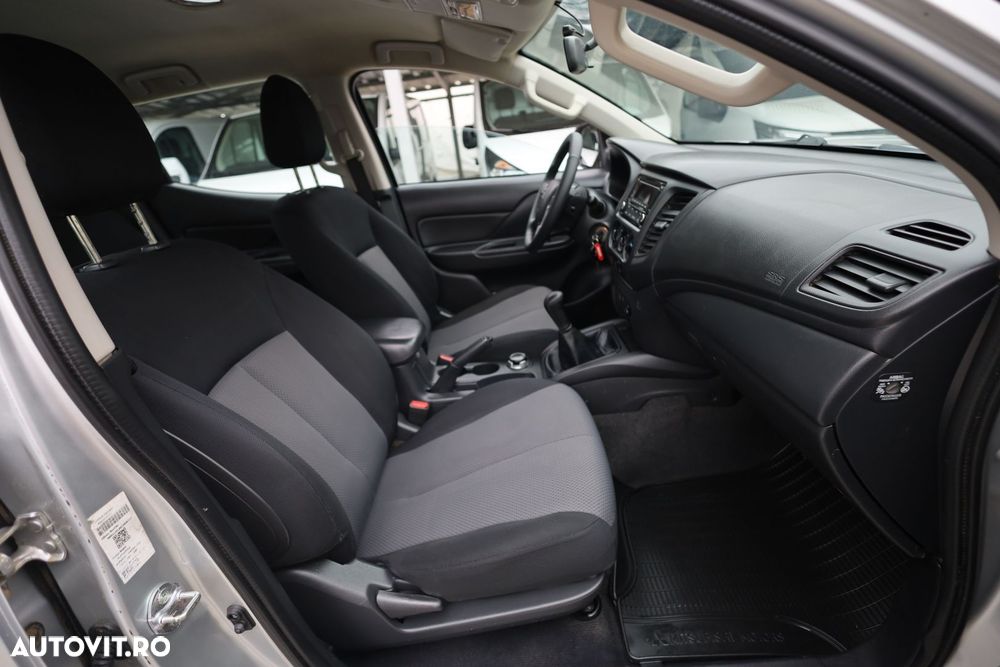 Mitsubishi L200 - 13
