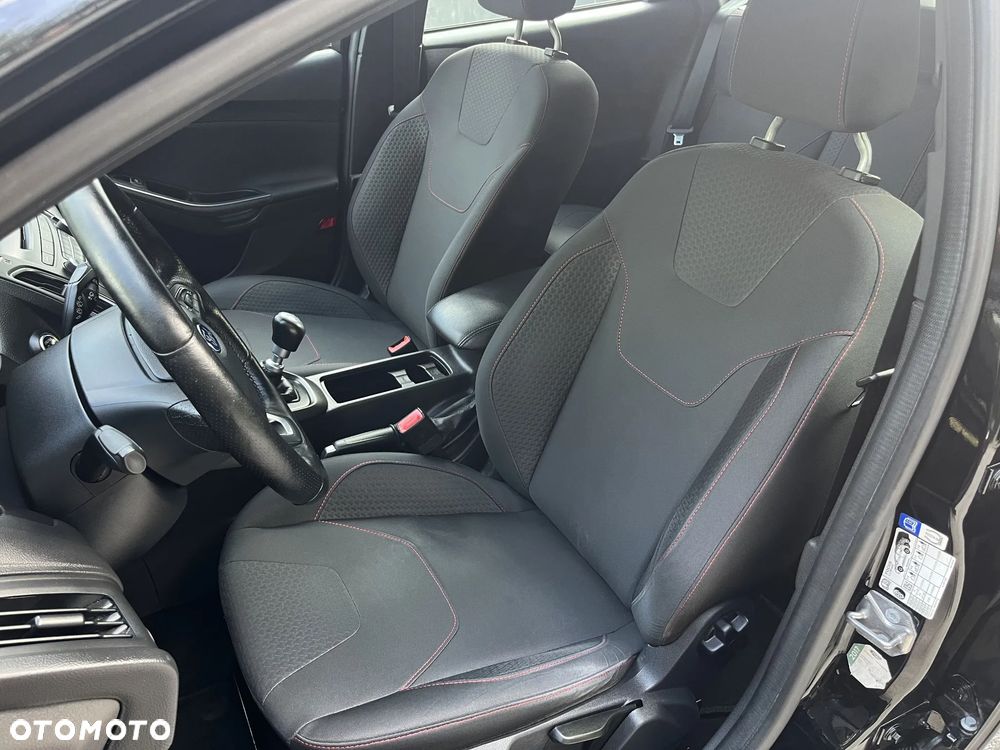 Ford Focus 2.0 TDCi ST-Line ASS - 28