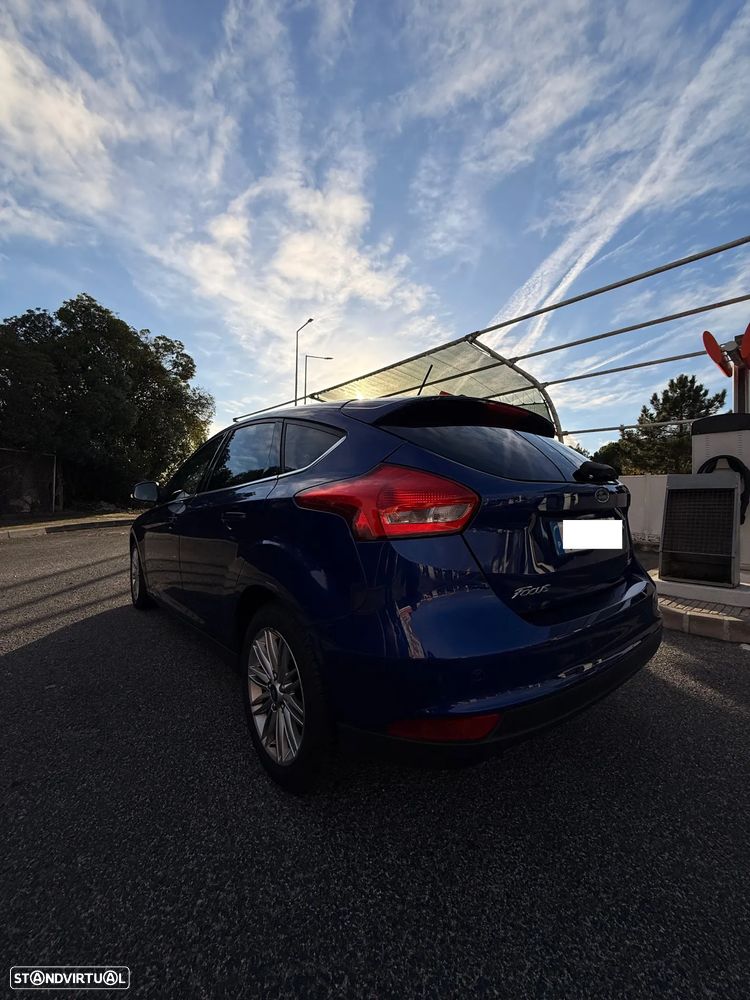 Ford Focus 1.0 EcoBoost 99g S&S Titanium - 16