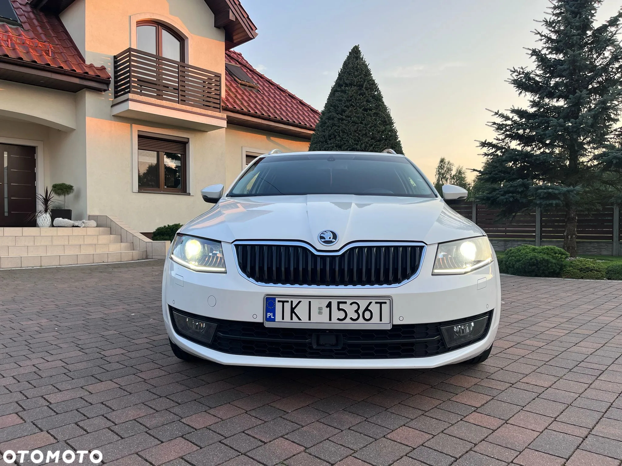 Skoda Octavia 1.4 TSI Edition DSG - 21