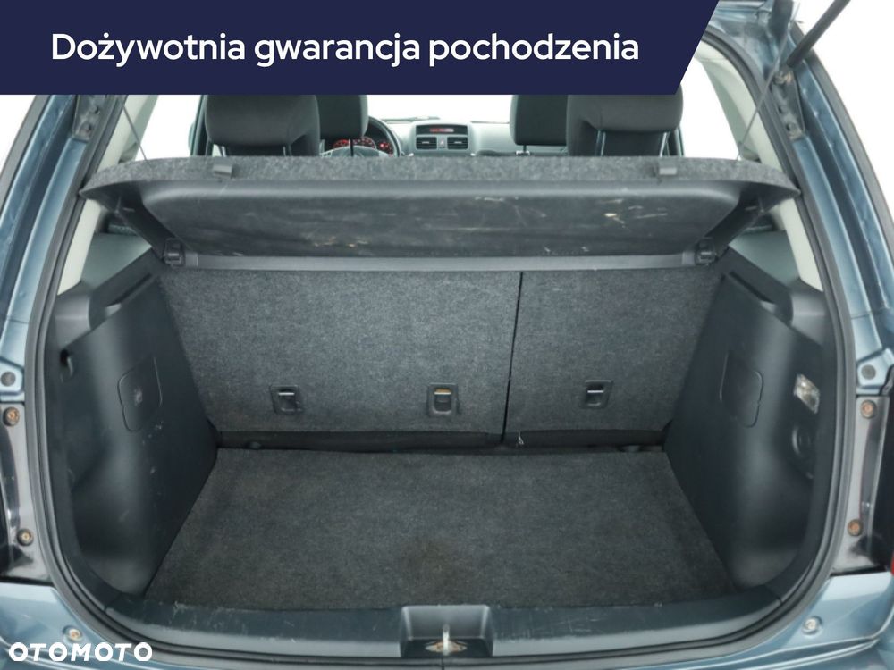Suzuki SX4 - 17