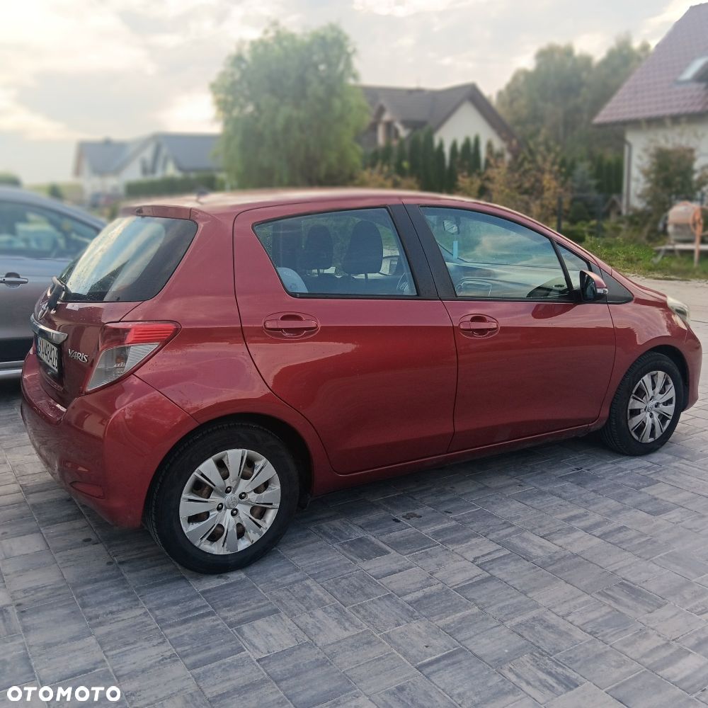 Toyota Yaris 1.0 Luna - 4
