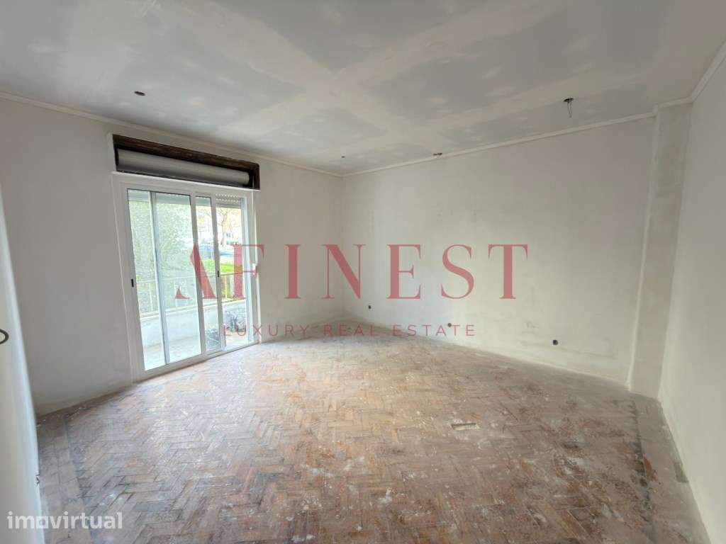 APARTAMENTO T3 | R/C | CENTRO DA AMADORA | NASCENTE / POENTE - Grande imagem: 2/18