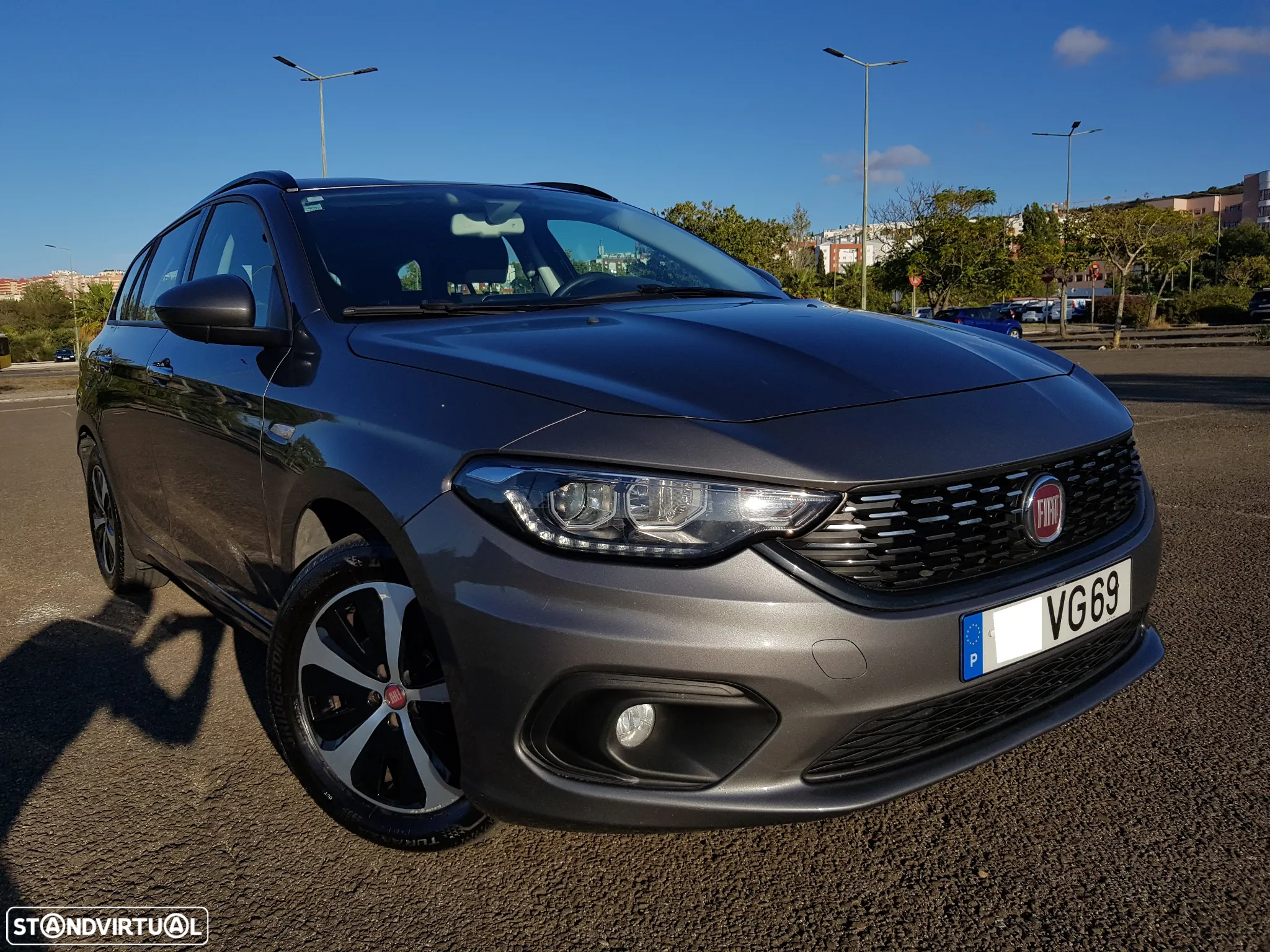 Fiat Tipo Station Wagon 1.6 M-Jet Lounge Tech J17 - 3