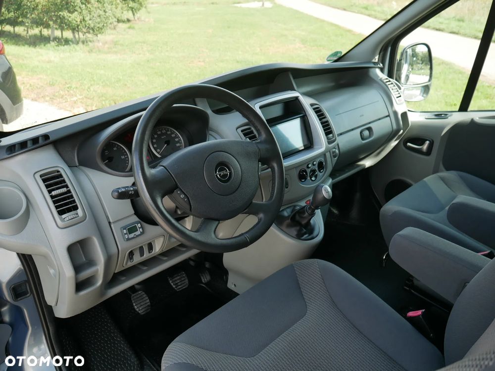 Opel Vivaro - 20