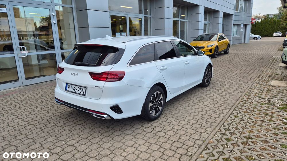 Kia Ceed 1.6 GDI PHEV L DCT - 3