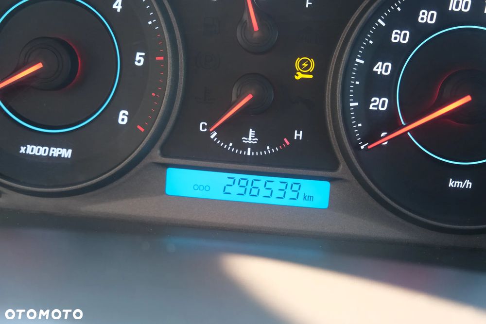 Chevrolet Captiva 2.2 D LT - 8