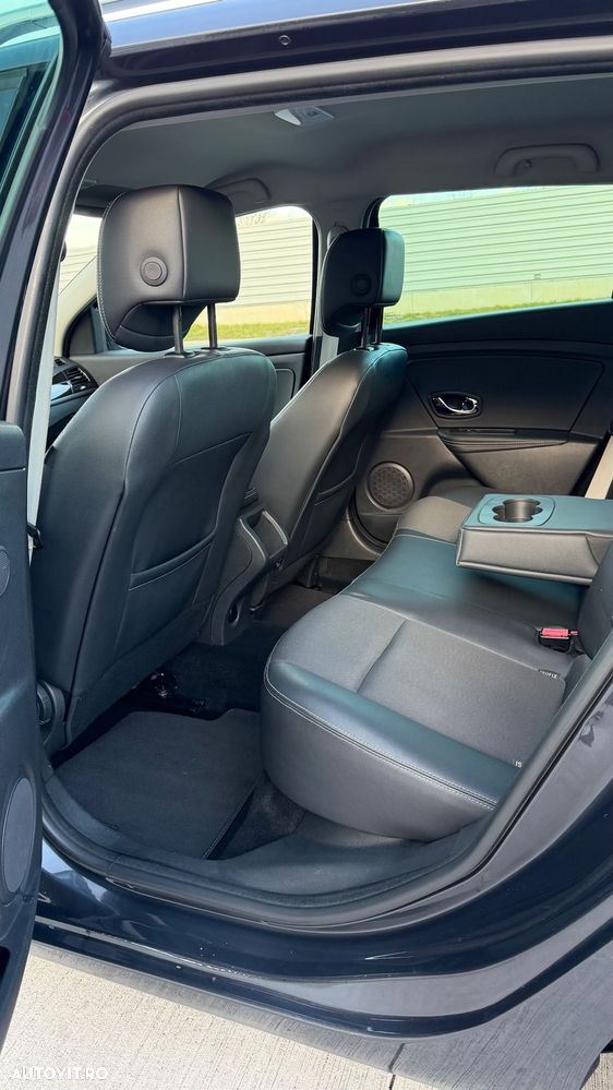 Renault Megane ENERGY dCi 130 Start & Stop Bose Edition - 17