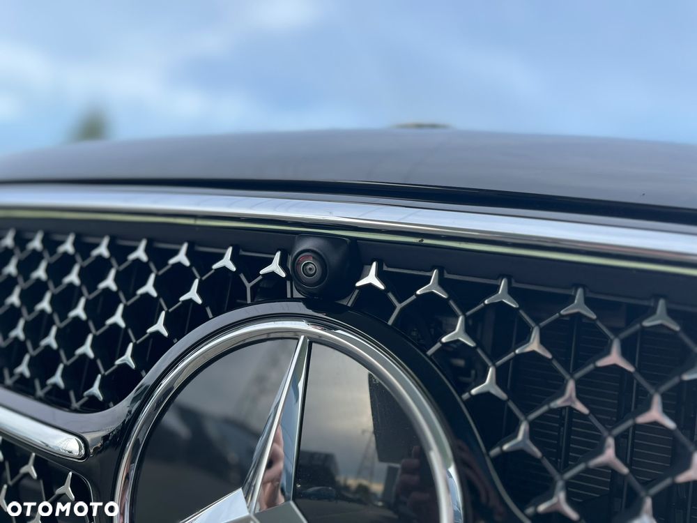 Mercedes-Benz Klasa E 220 d mHEV 4-Matic AMG 9G-Tronic - 37