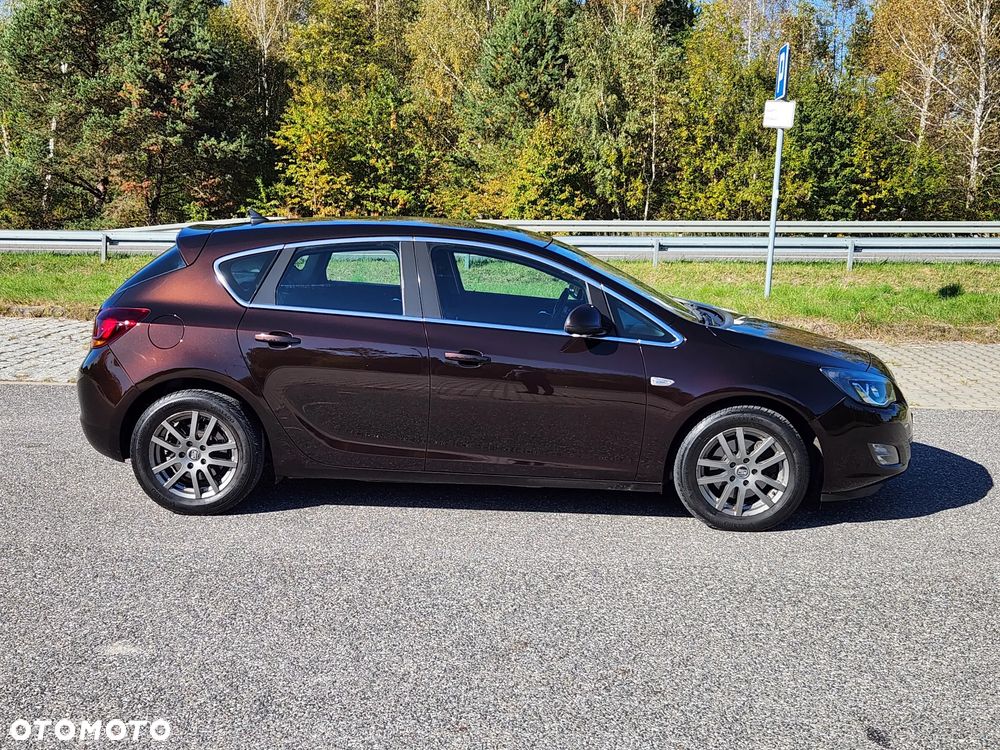 Opel Astra - 9