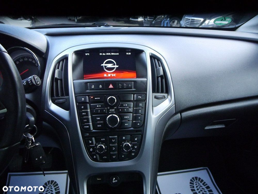 Opel Astra 1.6 CDTI Dynamic S&S - 18