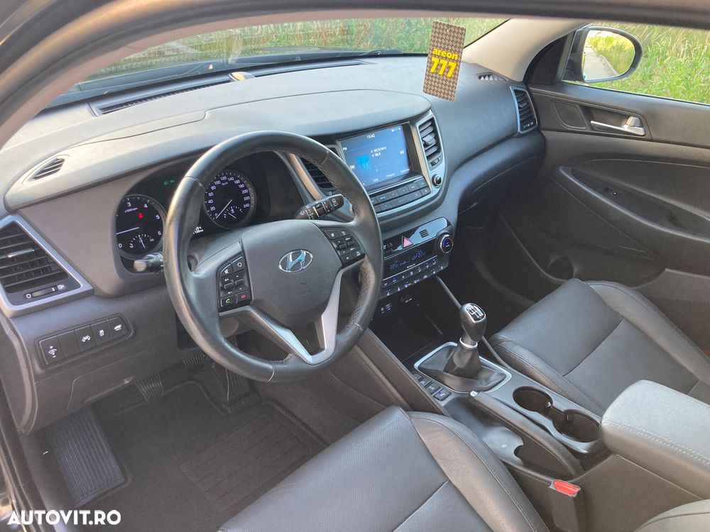 Hyundai Tucson 2.0 CRDI 4WD Premium - 19