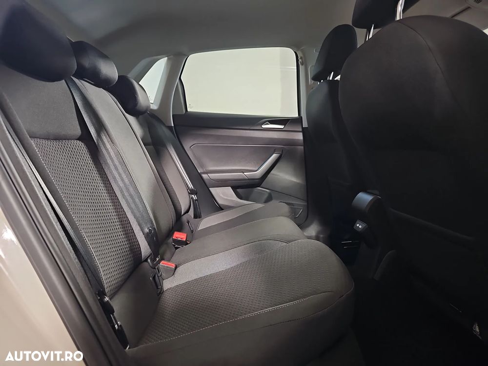 Volkswagen Polo - 11