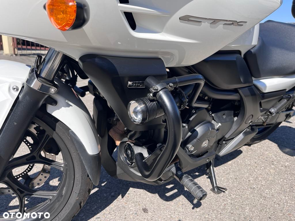Honda CTX - 13