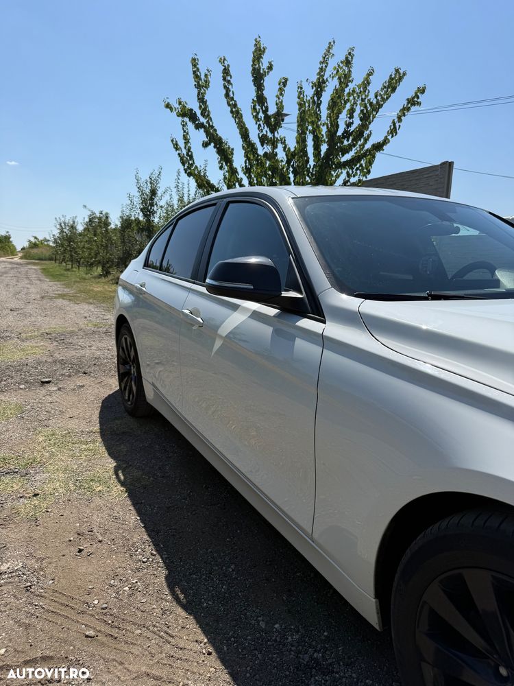 BMW Seria 3 - 13