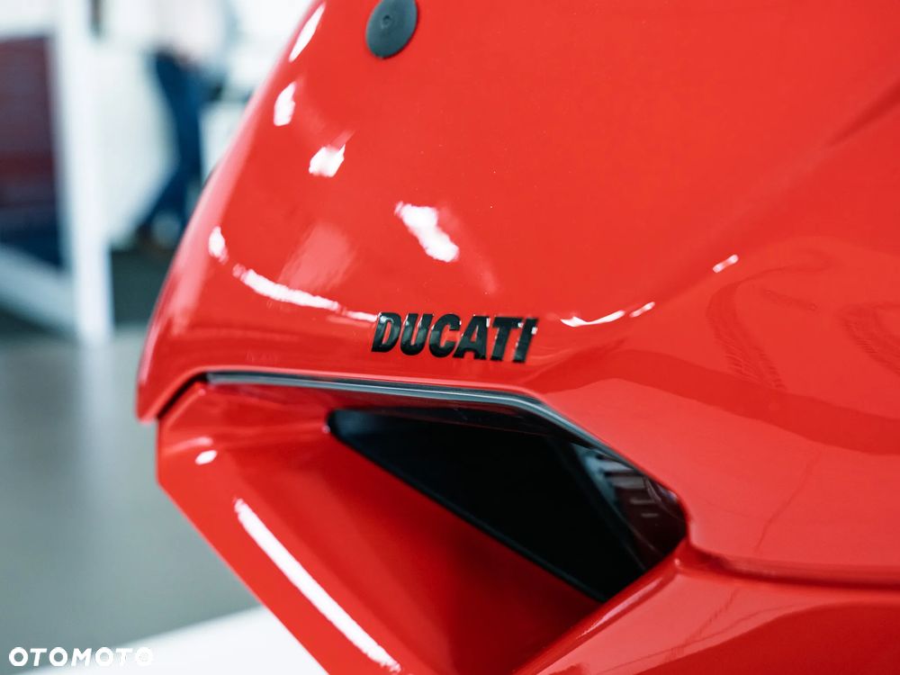 Ducati Panigale V4S - 30