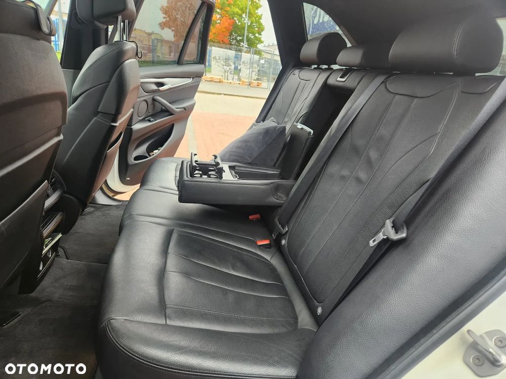 BMW X5 xDrive25d - 14