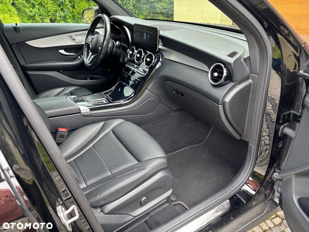 Mercedes-Benz GLC - 15