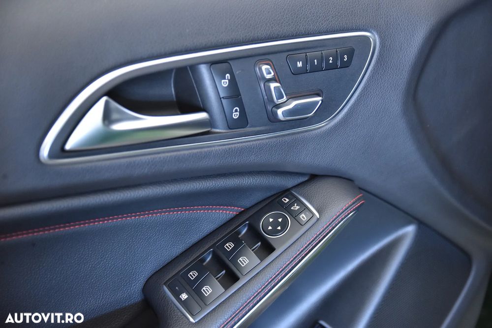 Mercedes-Benz GLA 250 4MATIC Aut. - 15