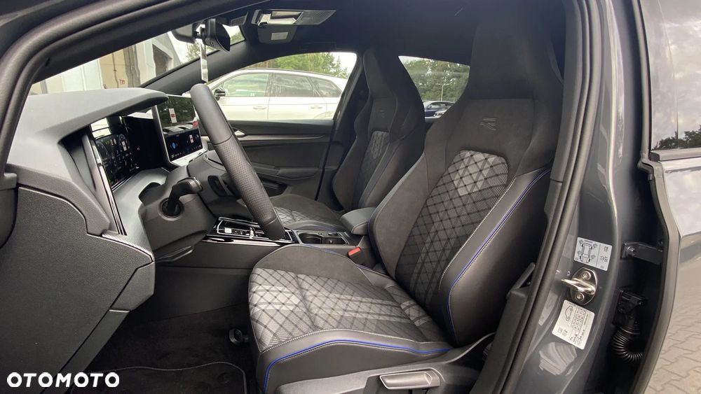 Volkswagen Golf 1.5 eTSI mHEV R-Line Plus DSG - 20