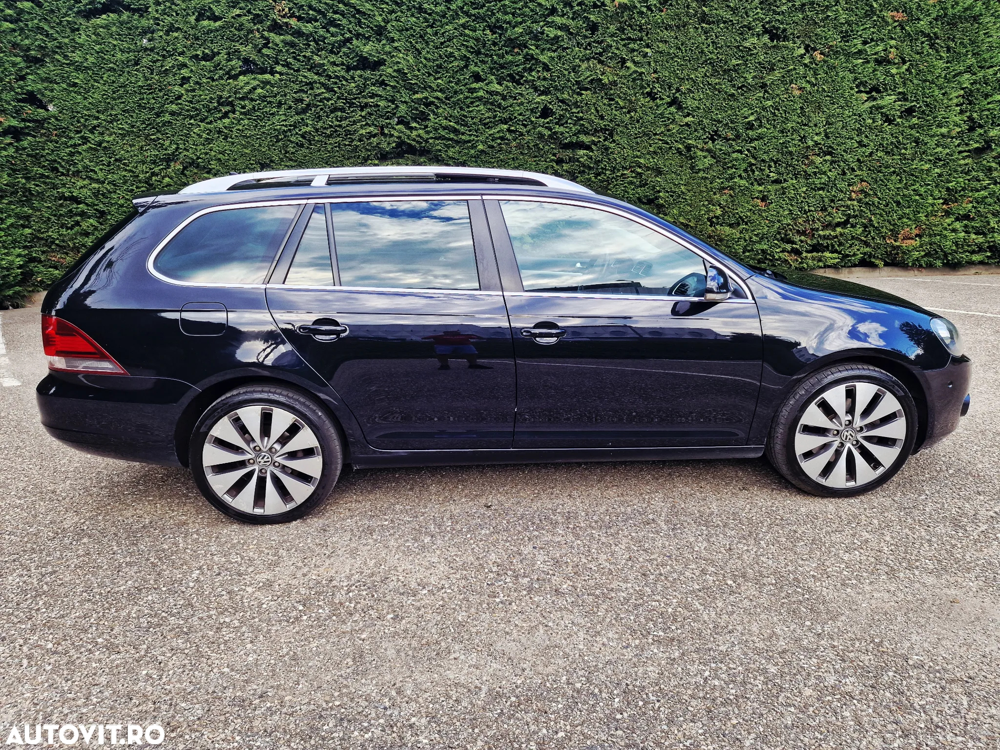 Volkswagen Golf Variant 2.0 TDI DPF DSG Highline - 9