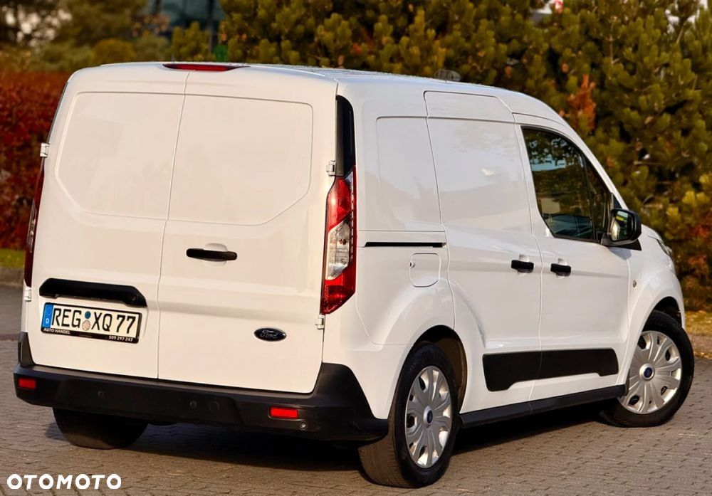 Ford Transit Connect - 13