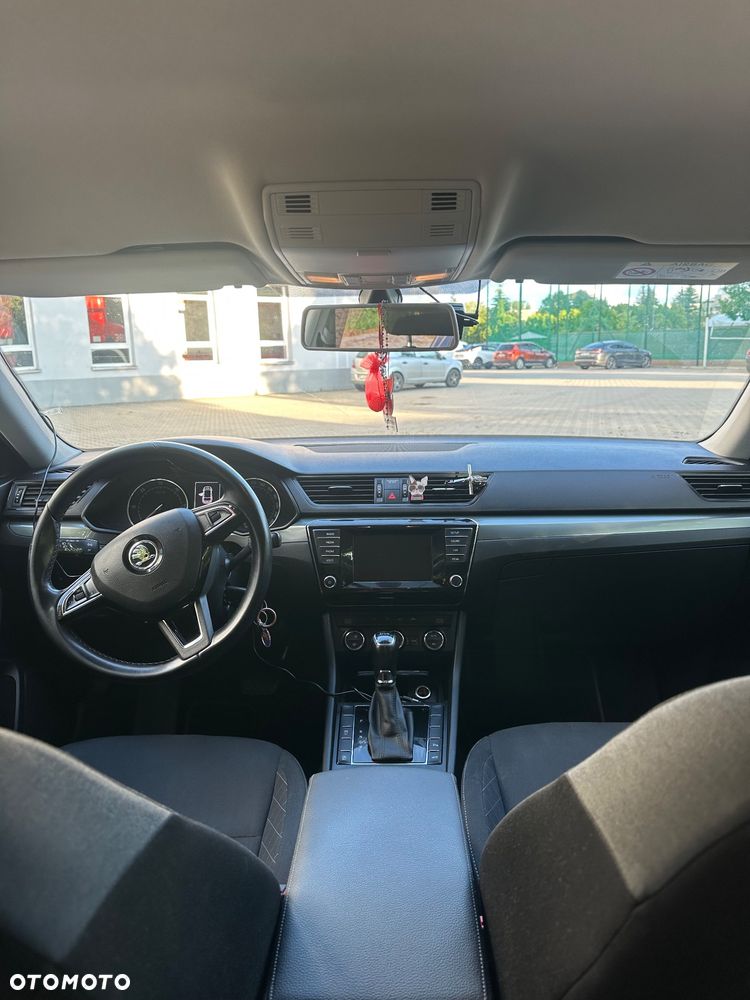 Skoda Superb 2.0 TDI Active DSG - 4
