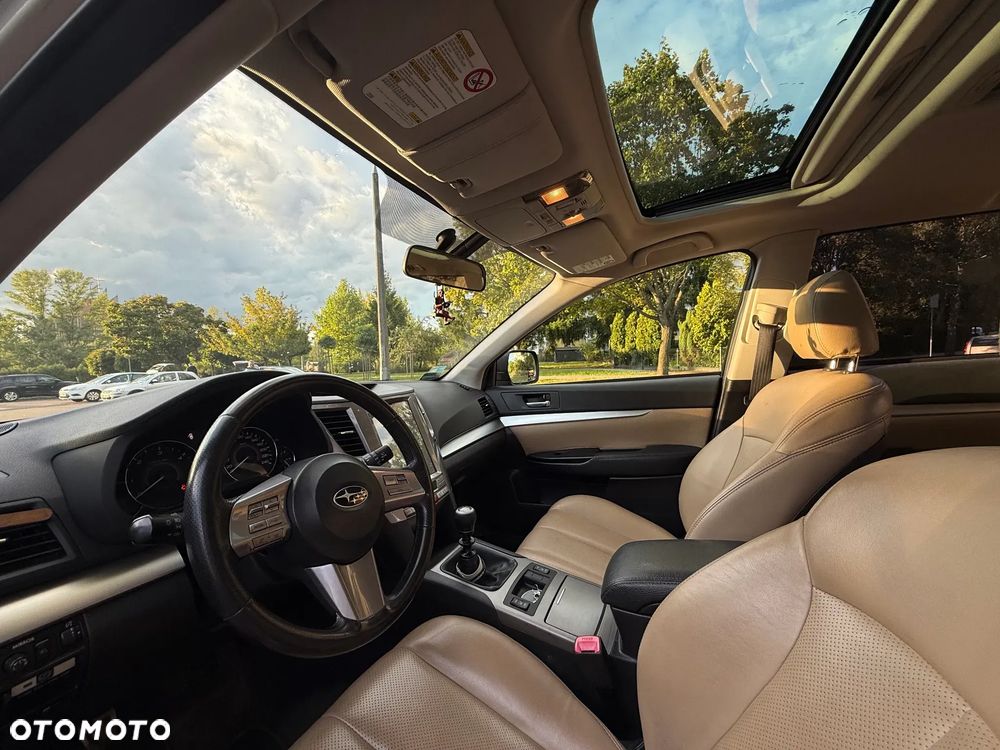 Subaru Outback 2.0 D Trend - 28