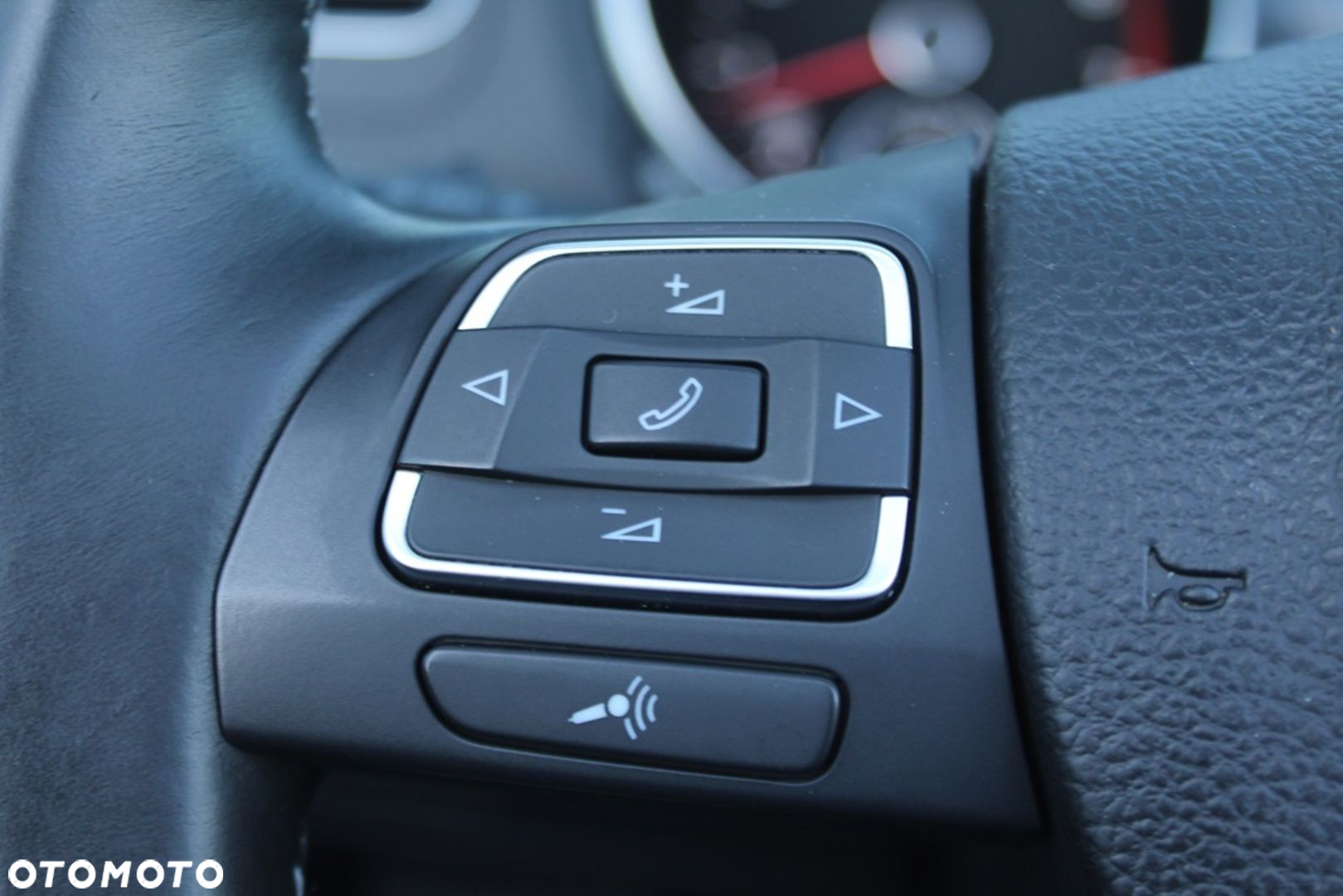 Volkswagen Golf - 10
