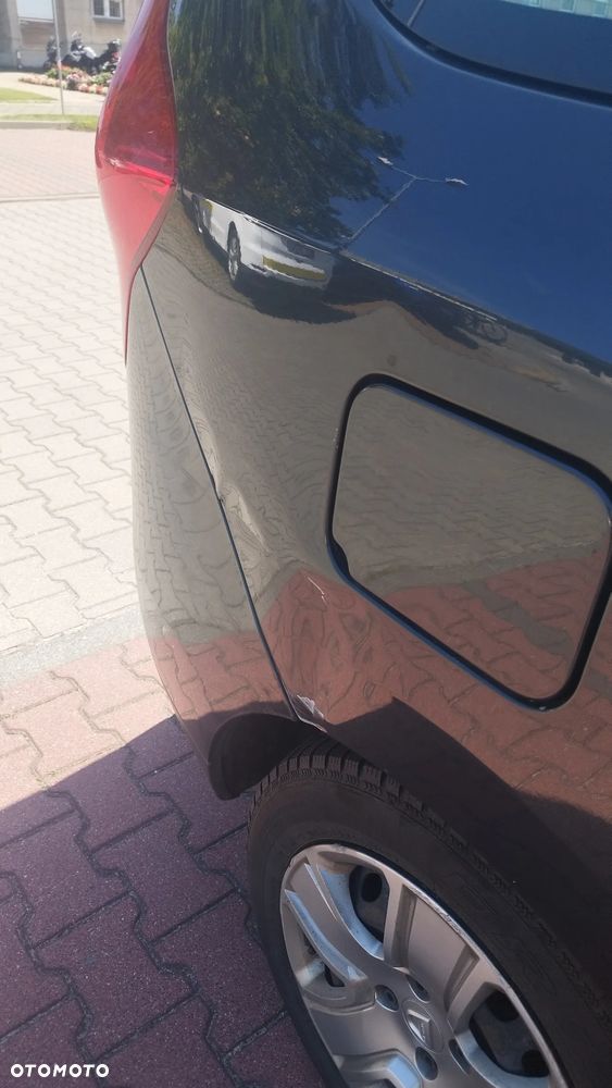 Dacia Lodgy 1.6 SCe Access S&S - 11