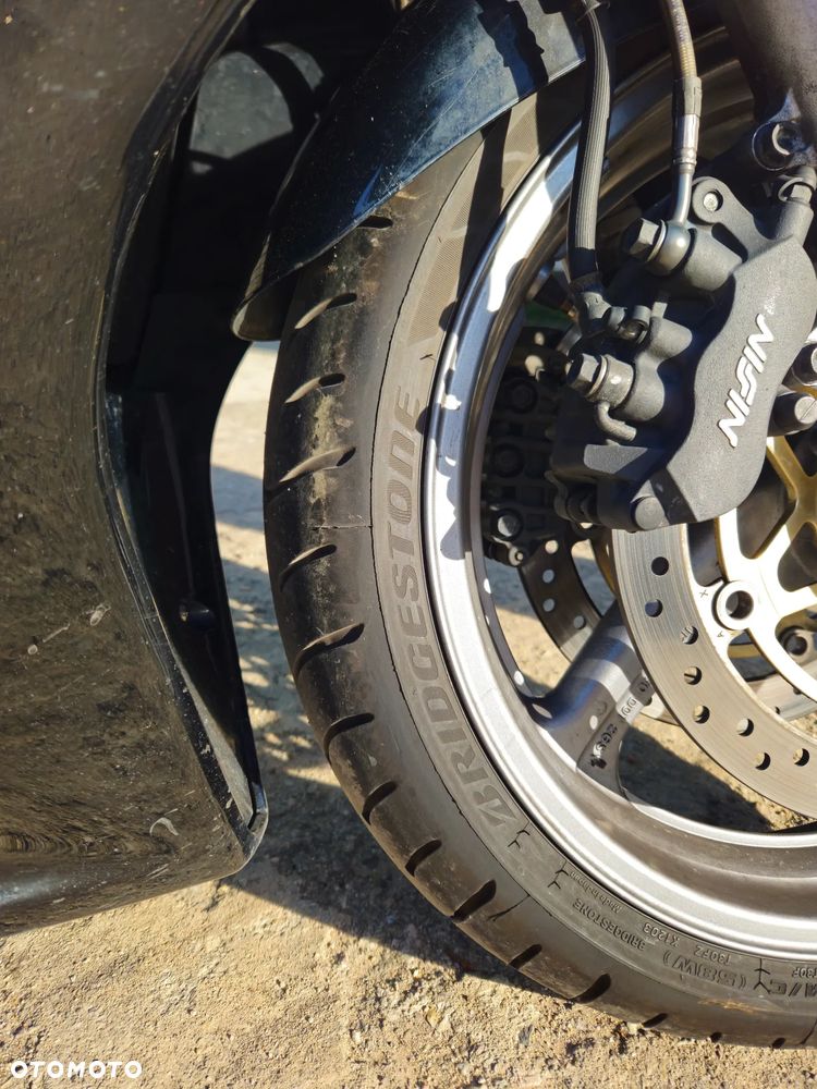 Honda CBR - 2