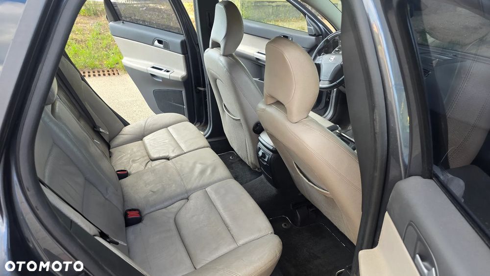 Volvo V50 1.6D Summum - 24