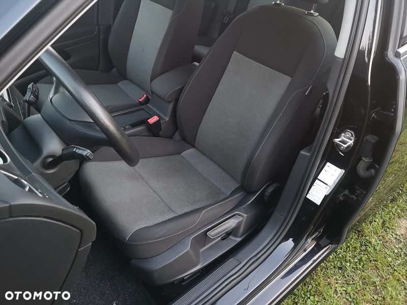 Volkswagen Golf 1.6 TDI BlueMotion Trendline - 11